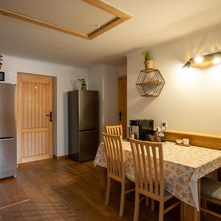 Apartamenty I Pokoje Krupowki Tuz Tuz Zakopane Room photo